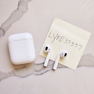 AirPods 1st Gen